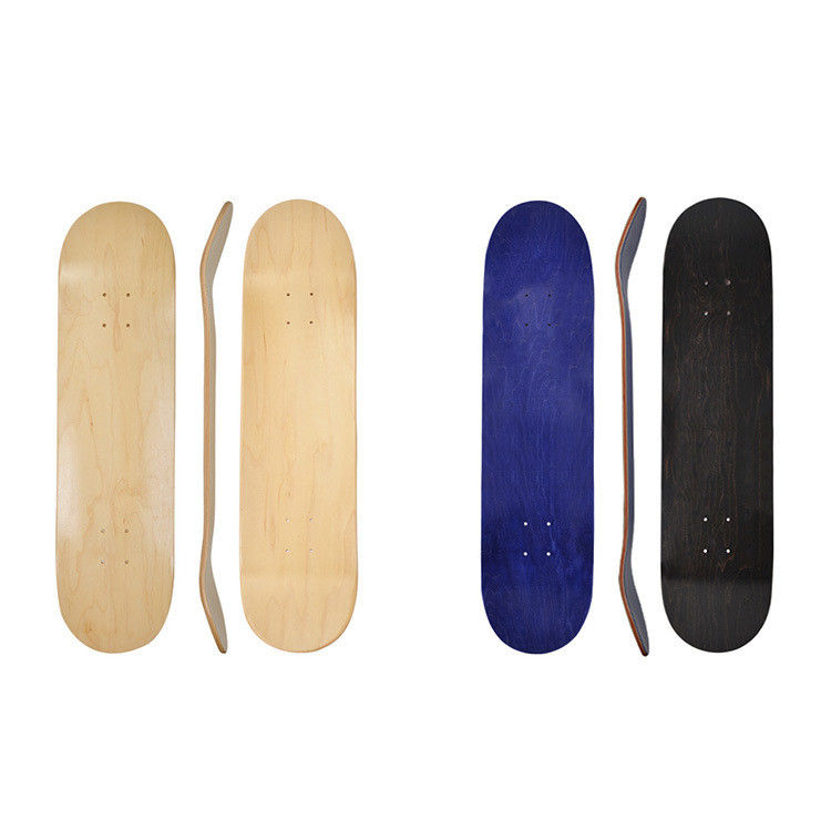 2023 Nowy projekt hurtowy Kolorowy 7 Ply Maple Professional Skateboard 4 Koła