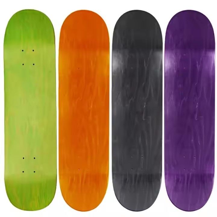 Blank Color Szczupłe Skateboardy drewniane Skateboardy dla profesjonalnych łyżwiarzy